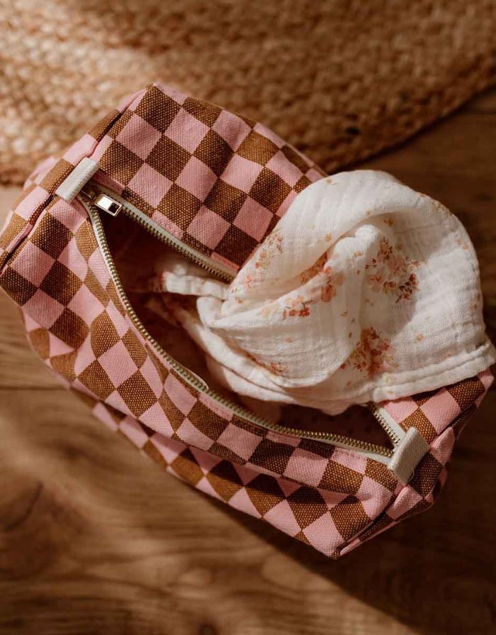 Kulturtasche Vic I Checks Strawberry Caramel