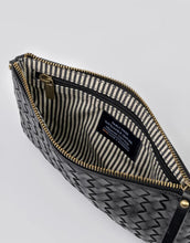 Laden Sie das Bild in den Galerie-Viewer, Tasche Lexi I Black Woven Classic
