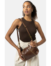 Laden Sie das Bild in den Galerie-Viewer, Tasche Loni Small I Woodsmoke
