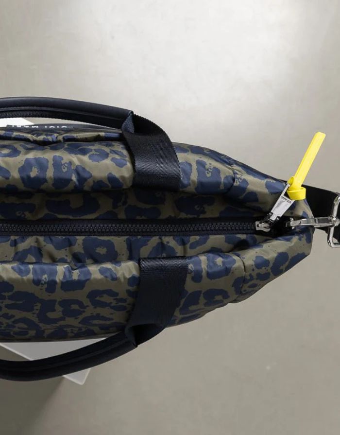 Padded Tote Bag Medium I Leo Splashes Navy/Olive