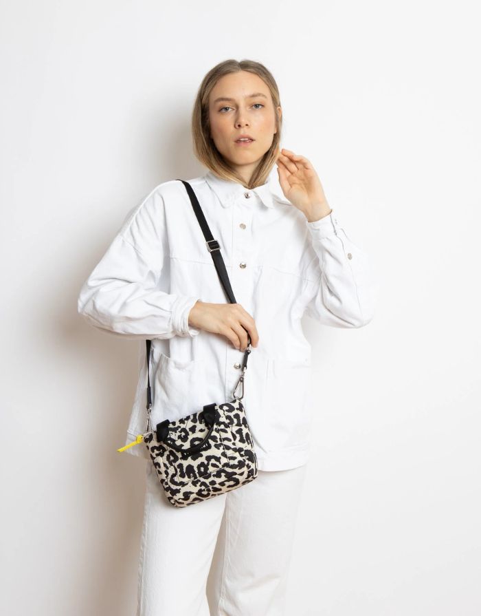 Padded Tote Bag Mini I Leo Splashes Black/Sand