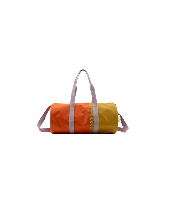 Weekender Duffle Bag I Post Red nordlykk