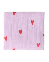 Laden Sie das Bild in den Galerie-Viewer, Musselin Swaddle 70x70cm I Lilac Hearts
