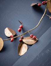 Laden Sie das Bild in den Galerie-Viewer, Kranz Auric ø20cm I Gold
