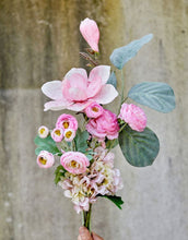 Laden Sie das Bild in den Galerie-Viewer, Kunstblume Ranunkel H 48cm I Rose
