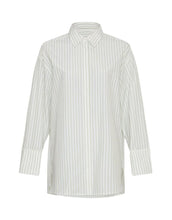 Laden Sie das Bild in den Galerie-Viewer, Shirt Erina Zenika I Striped Egret/Forest
