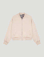 Laden Sie das Bild in den Galerie-Viewer, Bomber-Wendejacke Sal I Leo/Soft Beige
