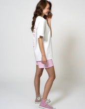 Laden Sie das Bild in den Galerie-Viewer, Boyfriend T-Shirt Hot Summer Menu I Pearl

