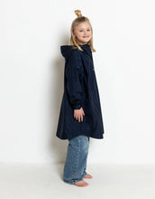 Laden Sie das Bild in den Galerie-Viewer, Raincoat Kids I Solid Navy
