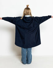 Laden Sie das Bild in den Galerie-Viewer, Raincoat Kids I Solid Navy
