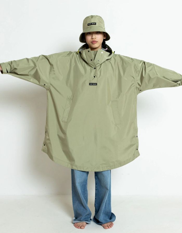 Raincoat Kids I Solid Pale Olive