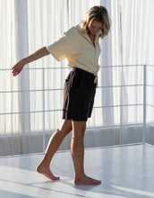 Laden Sie das Bild in den Galerie-Viewer, Shorts Naram I Coffee

