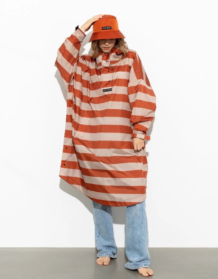 Raincoat I Bold Stripes Cinnamon / Latte