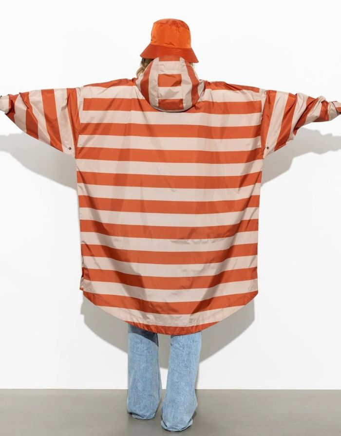 Raincoat I Bold Stripes Cinnamon / Latte