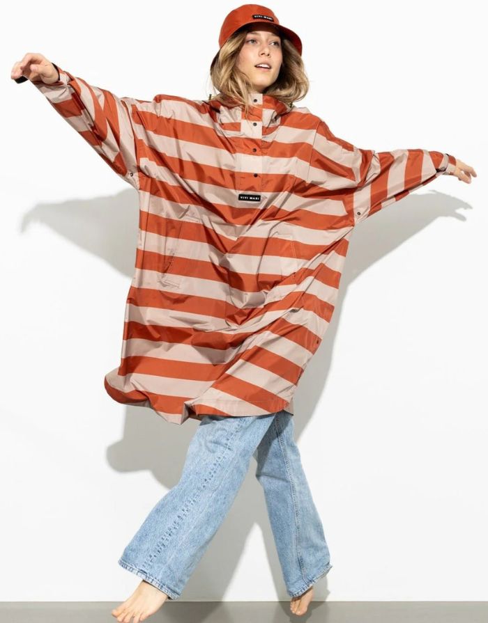 Raincoat I Bold Stripes Cinnamon / Latte