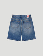 Laden Sie das Bild in den Galerie-Viewer, Denim Shorts Toum I Mid Blue
