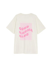 Laden Sie das Bild in den Galerie-Viewer, Boyfriend T-Shirt Good Karma Club I White/Blush
