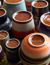 Laden Sie das Bild in den Galerie-Viewer, Cappuccino Becher 70&#39;s I Heat

