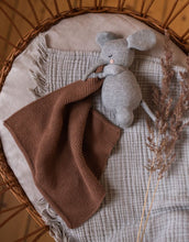Laden Sie das Bild in den Galerie-Viewer, Kuscheltuch Elefant I Grau/Braun
