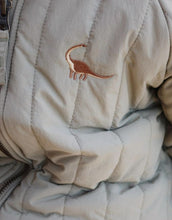 Laden Sie das Bild in den Galerie-Viewer, Bomberjacke Juno I Laurel Oak Dino

