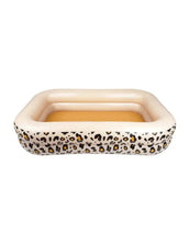 Laden Sie das Bild in den Galerie-Viewer, Rechteckiges Planschbecken in Beige mit Leo-Print von Swim Essentials – 211 x 132 x 46 cm
