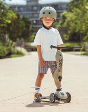 Laden Sie das Bild in den Galerie-Viewer, 2in1 Scooter Highwaykick 1 I Olive
