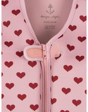 Laden Sie das Bild in den Galerie-Viewer, Schwimmweste Avery I Amour Pink
