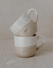Laden Sie das Bild in den Galerie-Viewer, Espresso Tasse I Herz
