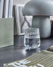Laden Sie das Bild in den Galerie-Viewer, Glas Rill I Clear

