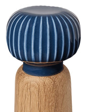 Laden Sie das Bild in den Galerie-Viewer, Gewürzmühle Hammershøi I Indigo - 18cm
