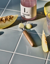 Laden Sie das Bild in den Galerie-Viewer, Scooper Melon I Natur
