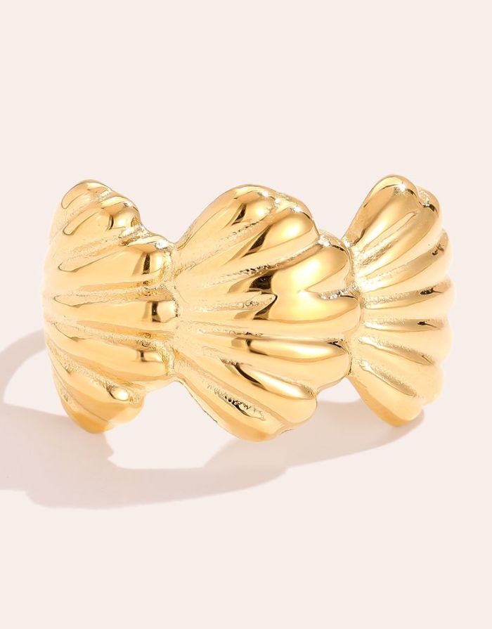 Ring Three Shells I Gold