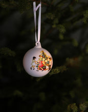 Laden Sie das Bild in den Galerie-Viewer, Weihnachtsbaumkugeln Barnen Bullerbü I Chapter 4
