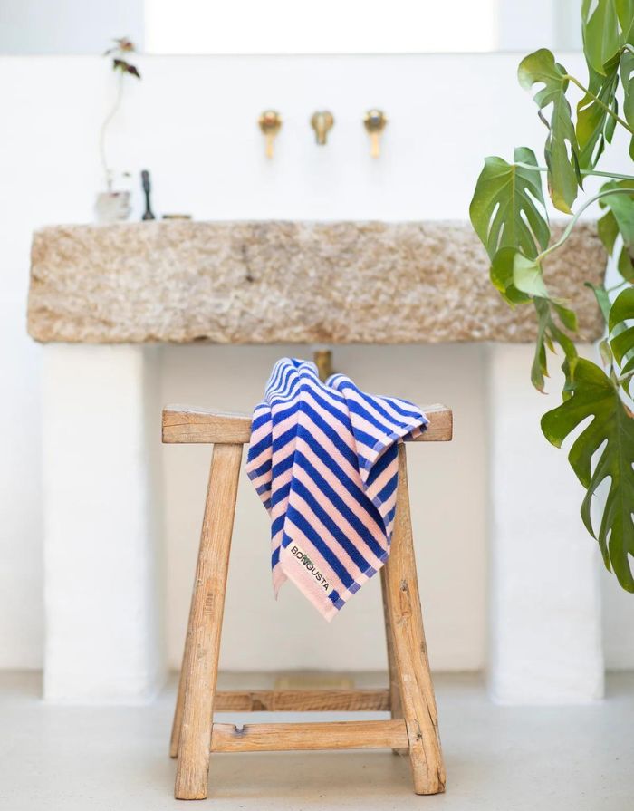Badehandtuch 70x140cm I Dazzling Blue/Rose