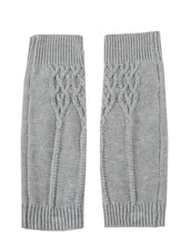 Laden Sie das Bild in den Galerie-Viewer, Stulpen Suzy Leg Warmers I Ash Grey
