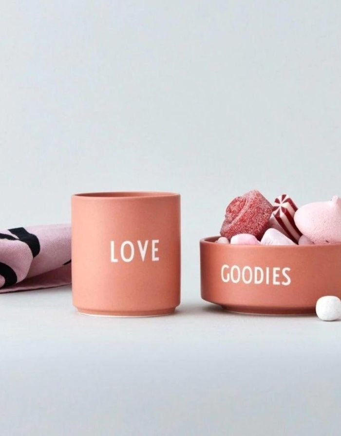 Porzellan Becher Favourite Cup Love I Nude