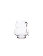 Laden Sie das Bild in den Galerie-Viewer, Vase Curved ø12cm I Glas
