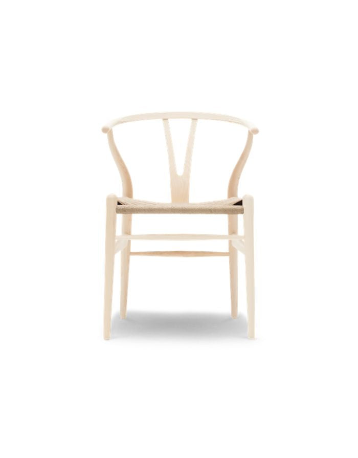 Stuhl CH24 Wishbone Chair I Esche geseift / Geflecht natur