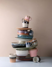 Laden Sie das Bild in den Galerie-Viewer, Cappuccino Becher 70&#39;s I Pink

