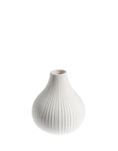 Laden Sie das Bild in den Galerie-Viewer, Vase Ekenäs Small I Weiß
